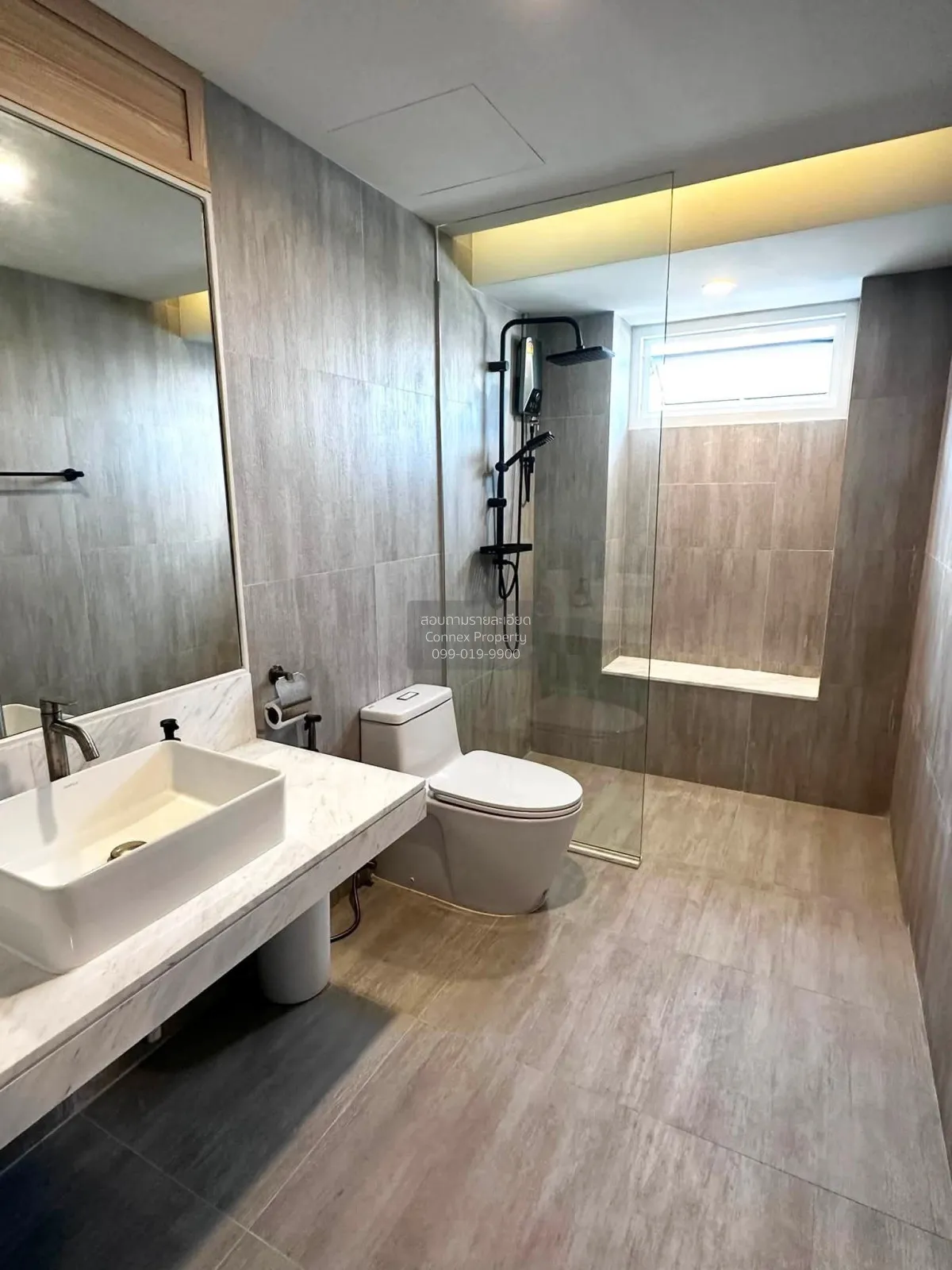 For Rent Condo , Riverside Villa Condominium 1 , high floor , riv
