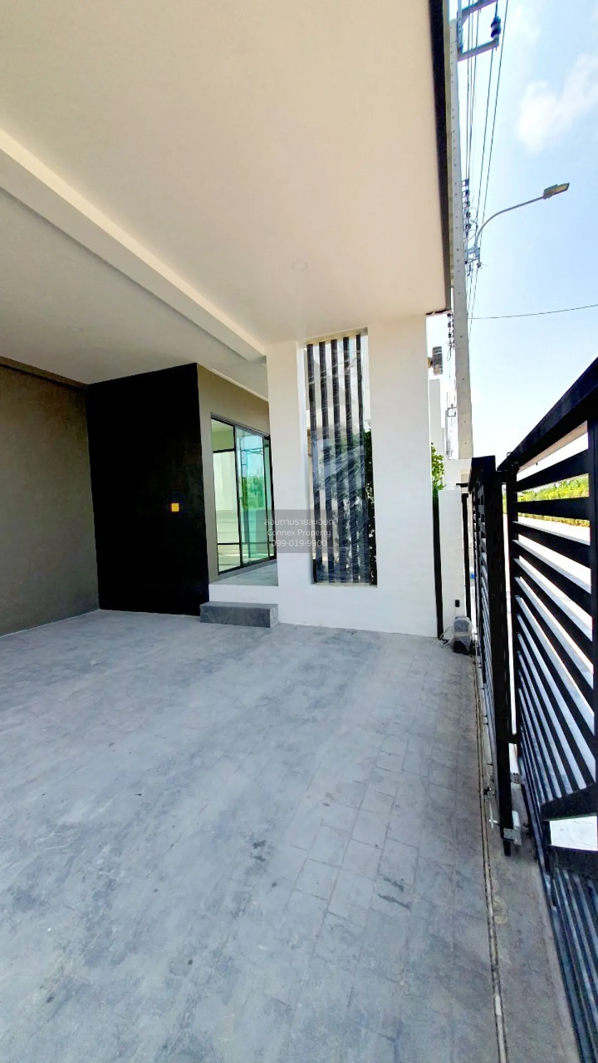 ขายบ้าน  เอเรน เอ็กซ์ บางนา ชั้นสูง ห้องมุม รีโนเวทใหม่ บางพลีใหญ