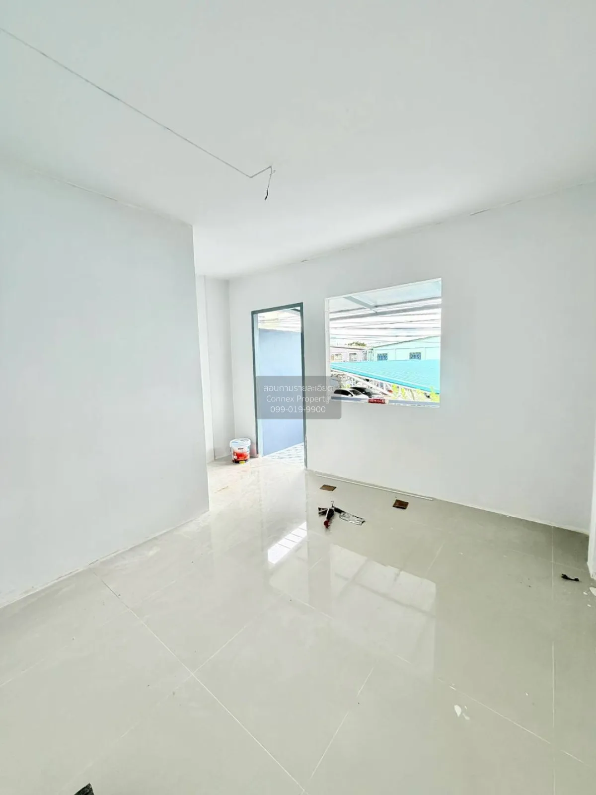 ขายทาวน์เฮาส์  2  ชั้น 18 ตรว. ซอยเรวดี 53  บ้านรีโนเวท  รีโนเวทใ
