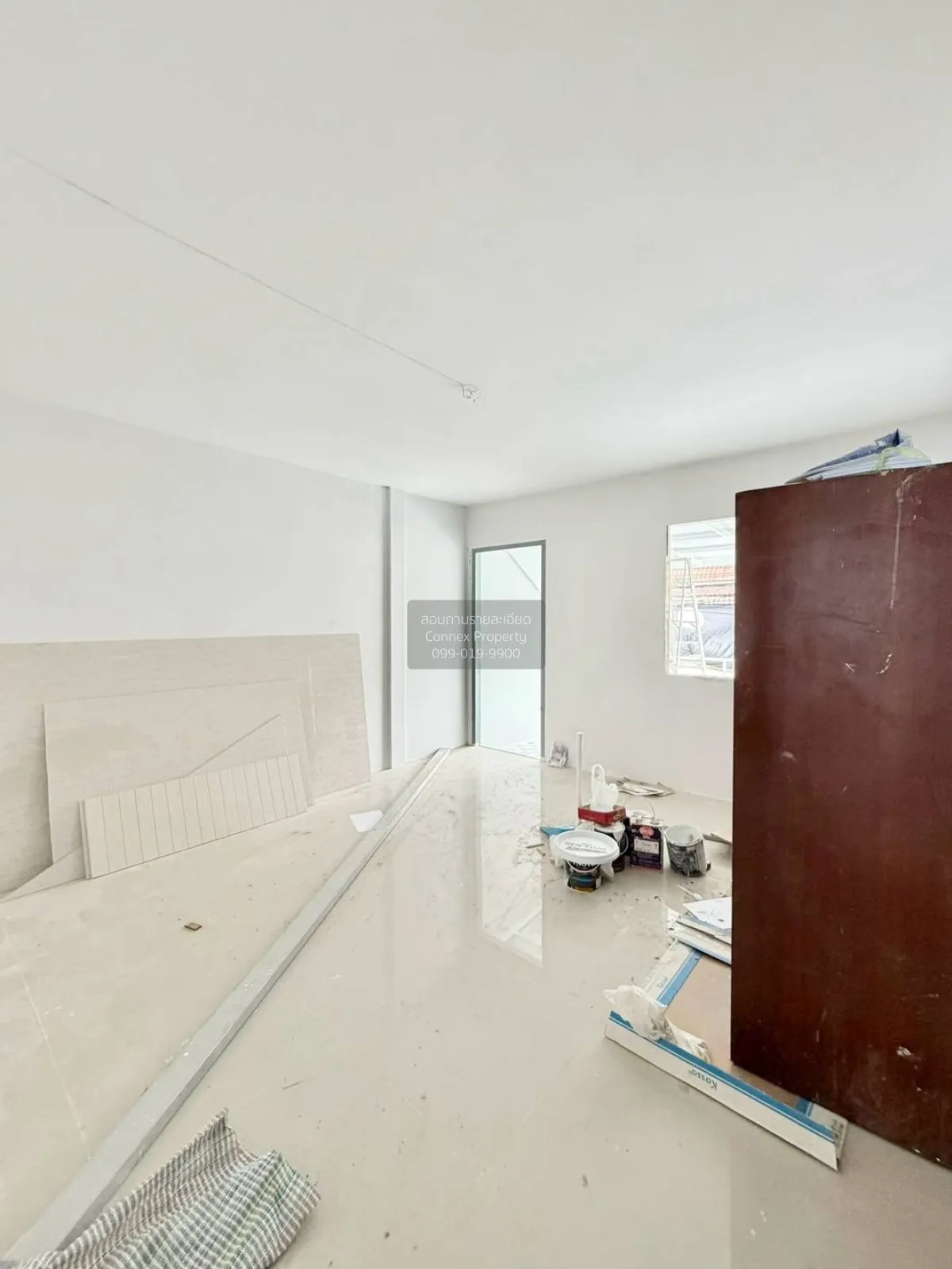 ขายทาวน์เฮาส์  2  ชั้น 18 ตรว. ซอยเรวดี 53  บ้านรีโนเวท  รีโนเวทใ