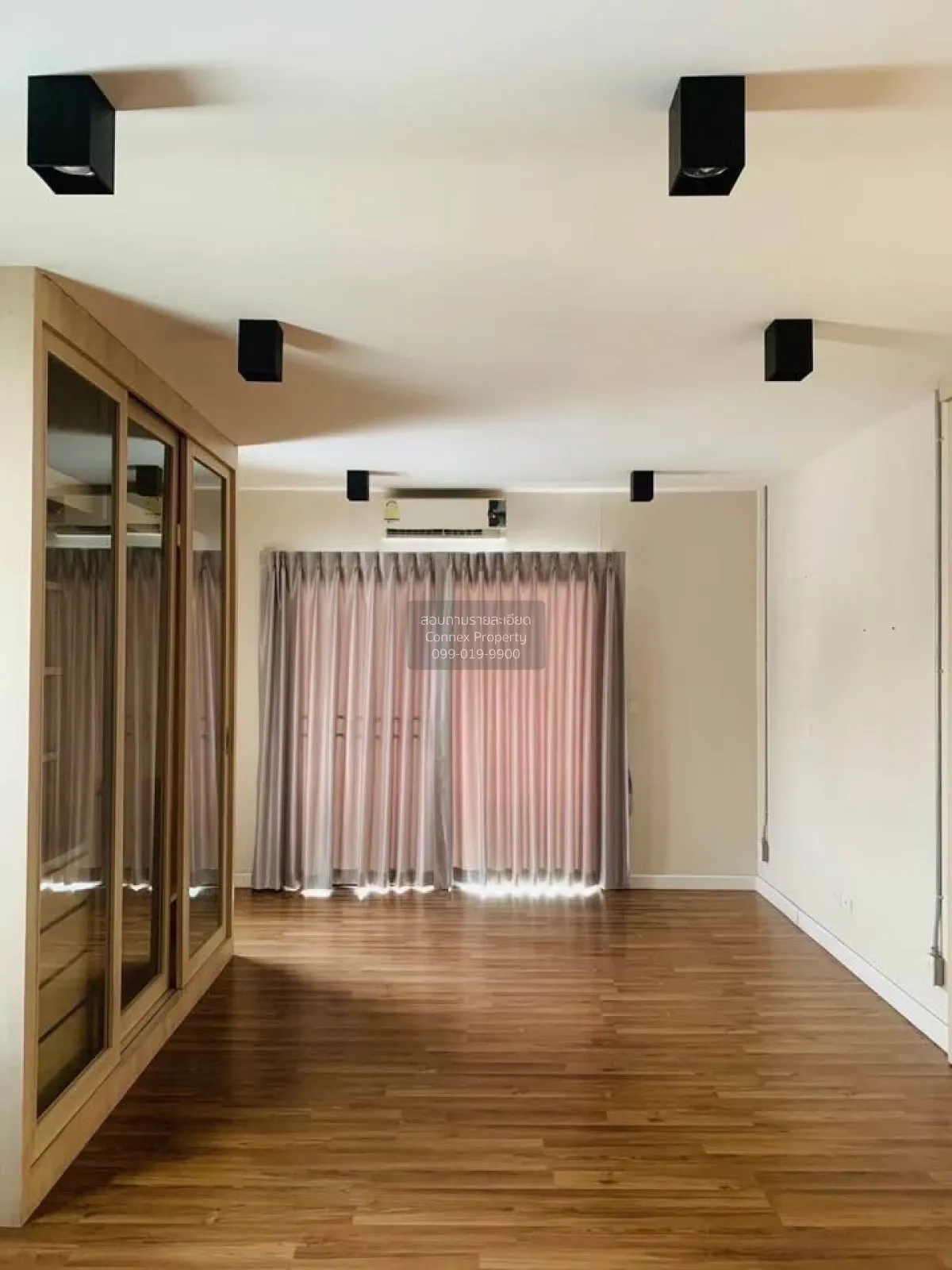 For Rent Townhouse/Townhome  , Town Avenue Cocos Rama 2 , corner 