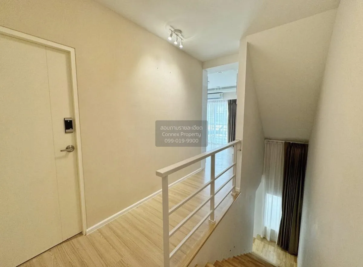 For Sale House , Baan Klang Muang Suanluang , corner unit , wide 