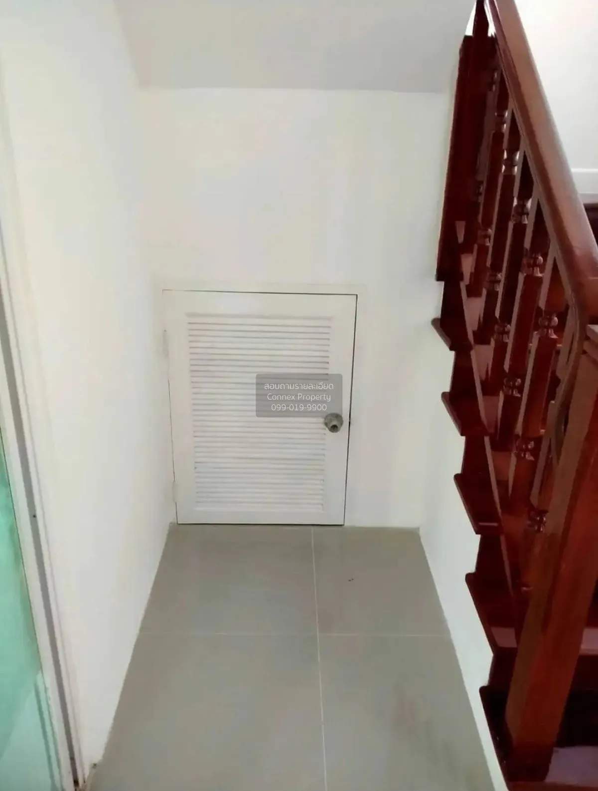 For Sale House , Pruksa Village 5 Wongwaen - Rattanathibet , Bang 4