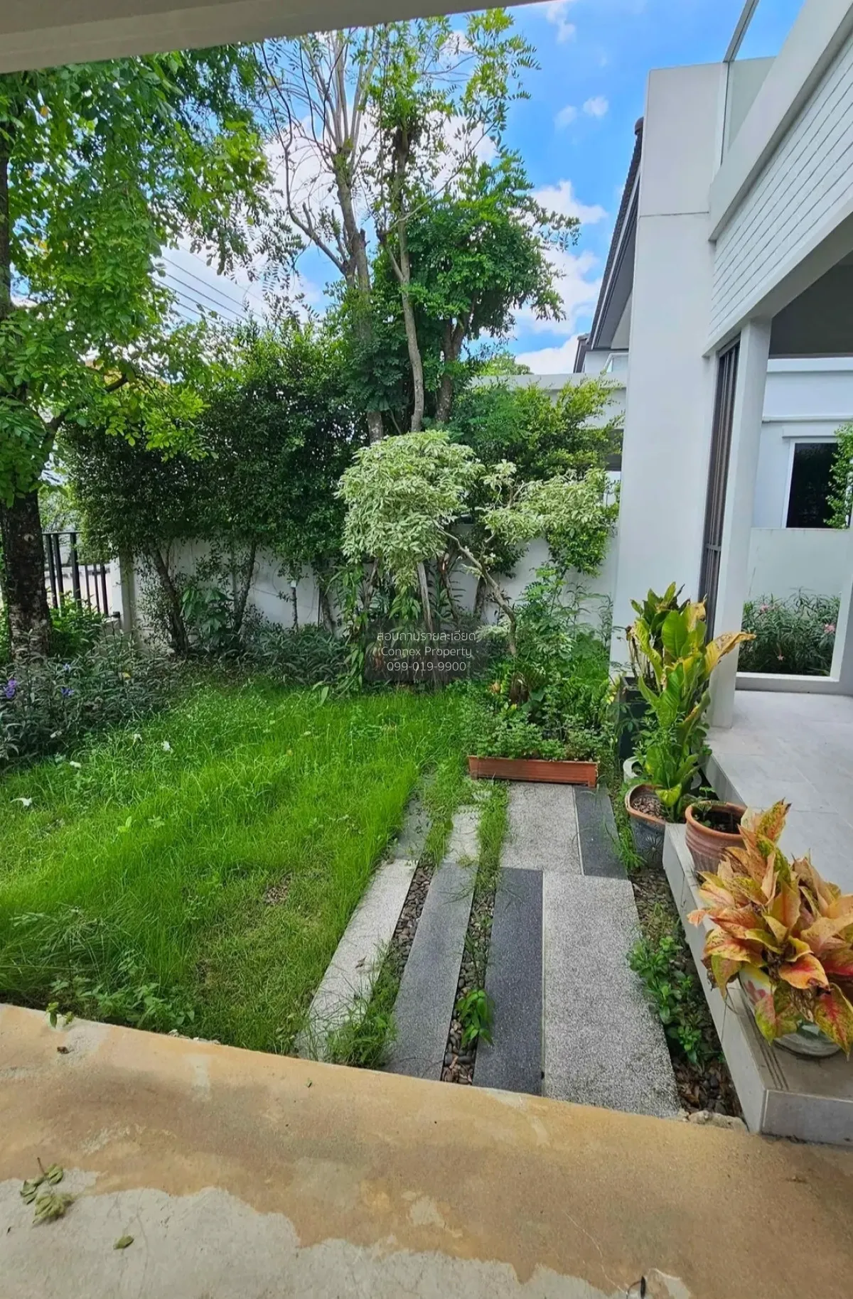 For Rent House , Mantana 2 Motorway - New Krungthepkreetha , Khlo