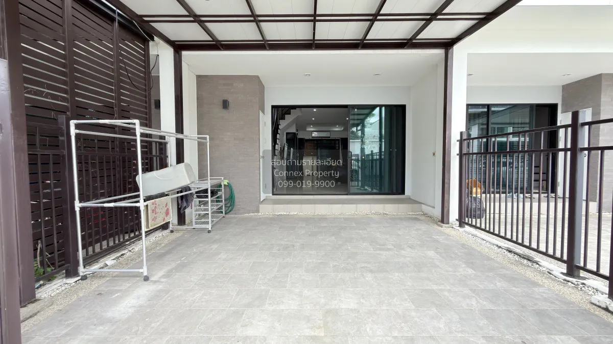 For Sale Townhouse/Townhome  , Supalai Essence Ladprao , MRT-Ladp 2