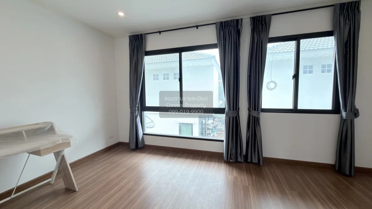 For Sale Townhouse/Townhome  , Supalai Essence Ladprao , MRT-Ladp