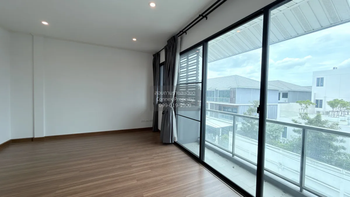 For Sale Townhouse/Townhome  , Supalai Essence Ladprao , MRT-Ladp