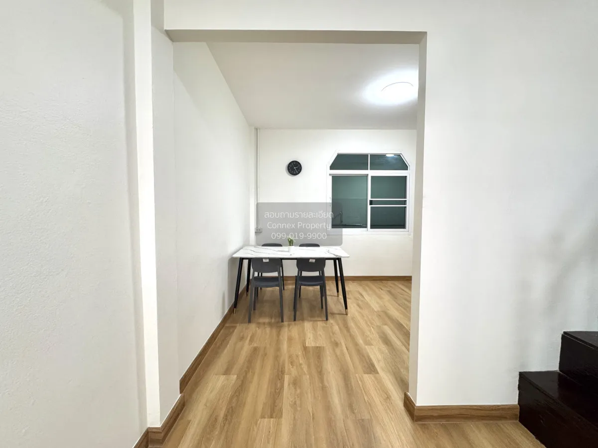For Sale Townhouse/Townhome  , PS Villa , newly renovated , MRT-L