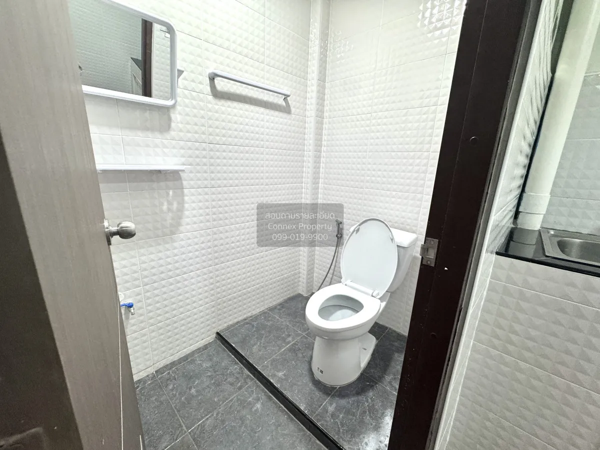 For Sale Townhouse/Townhome  , PS Villa , newly renovated , MRT-L