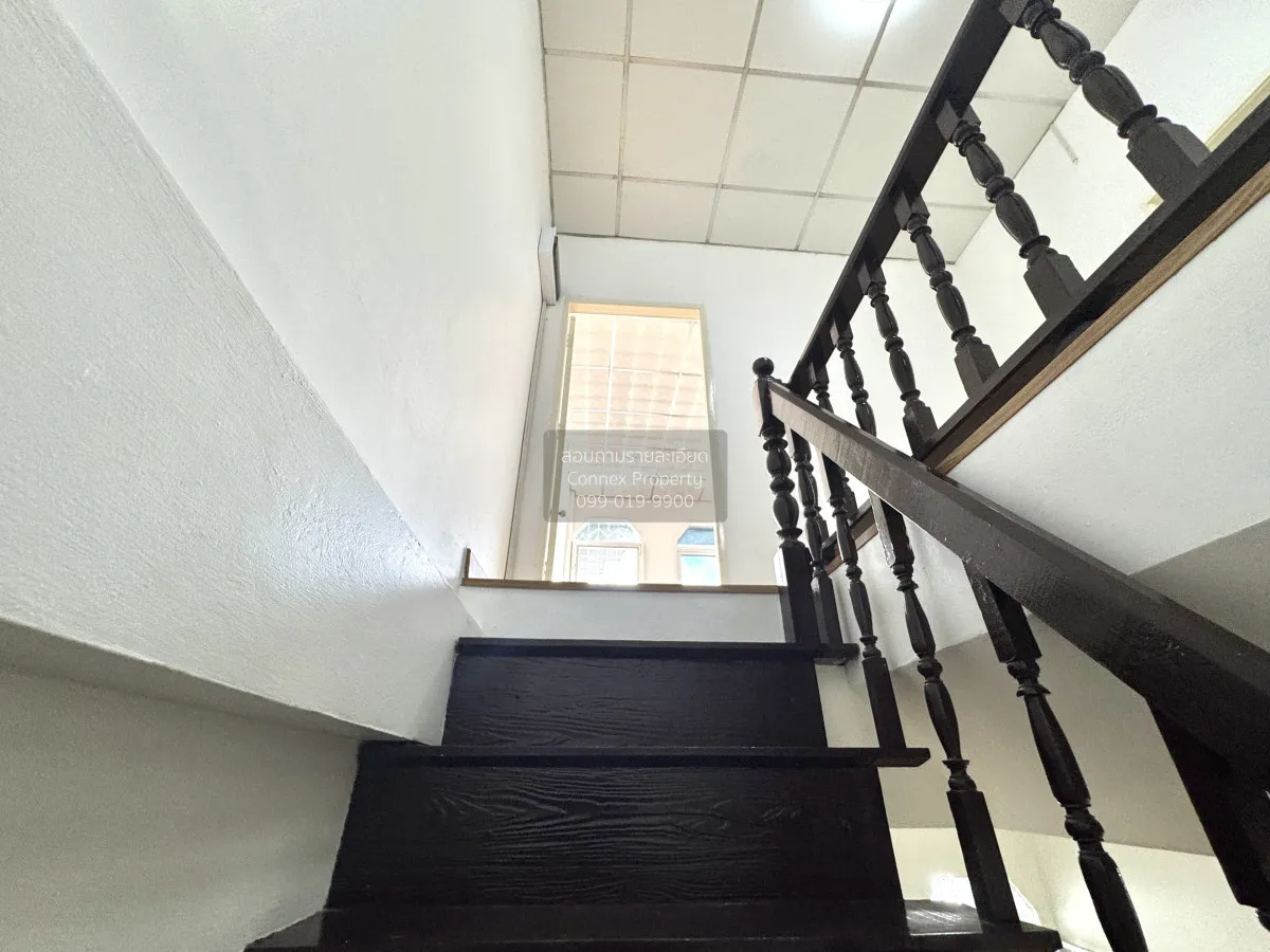 For Sale Townhouse/Townhome  , PS Villa , newly renovated , MRT-L