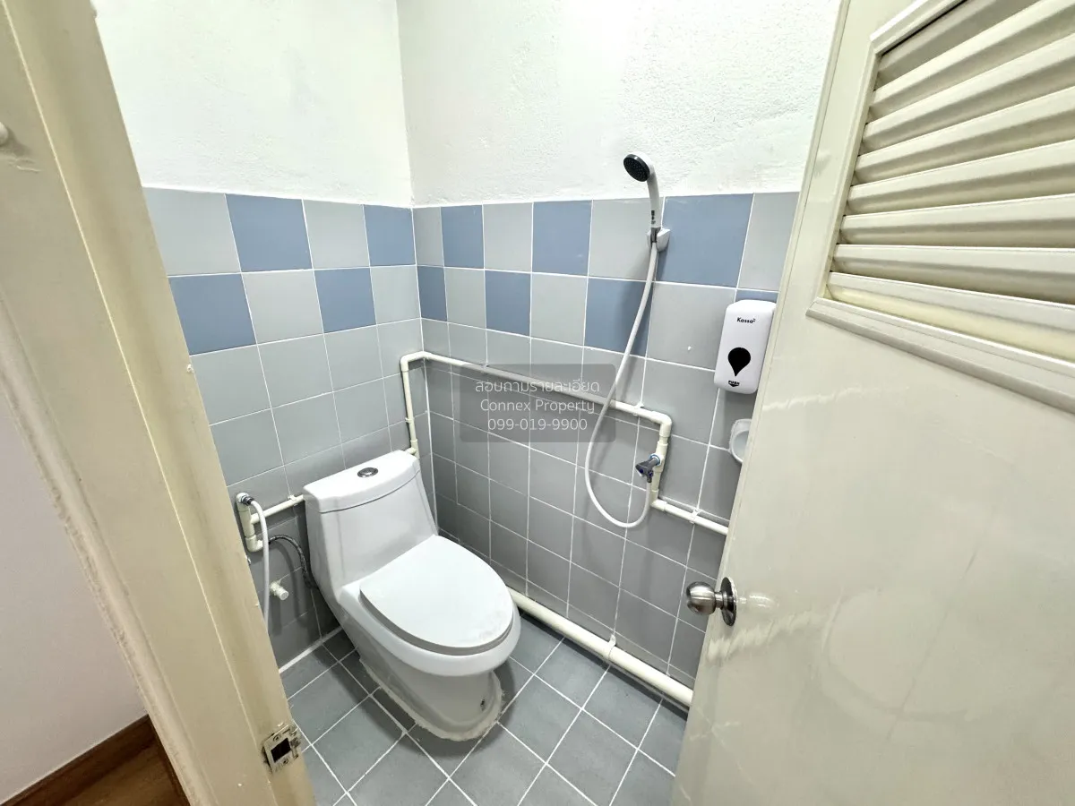 For Sale Townhouse/Townhome  , PS Villa , newly renovated , MRT-L