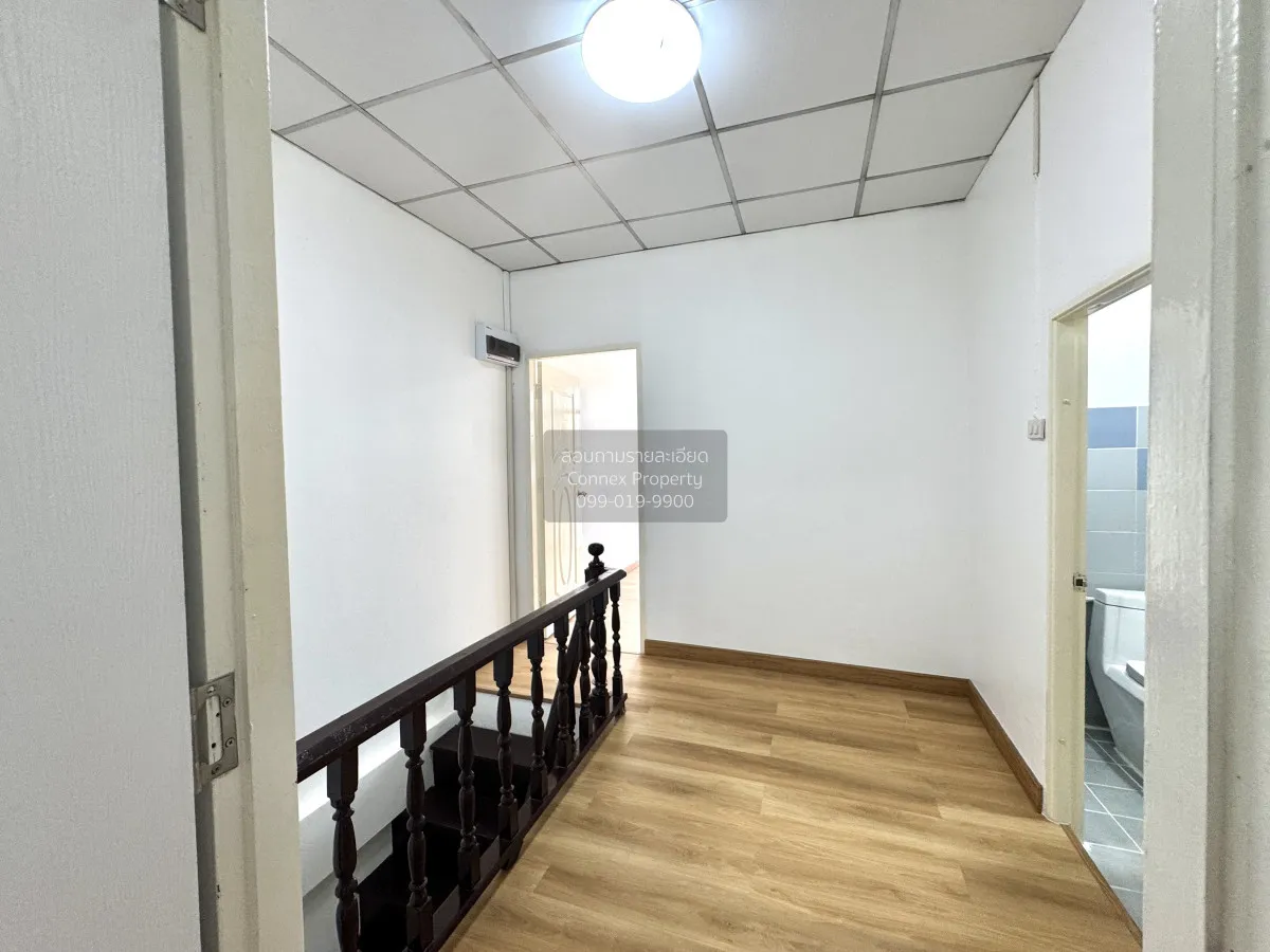For Sale Townhouse/Townhome  , PS Villa , newly renovated , MRT-L