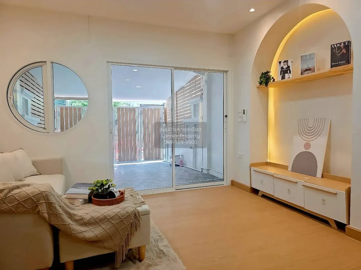 For Sale Townhouse/Townhome  , Baan Pongsirichai 4 Phetkasem 81 , 4