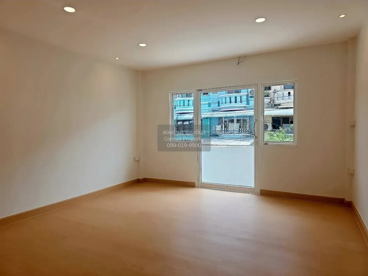 For Sale Townhouse/Townhome  , Baan Pongsirichai 4 Phetkasem 81 ,