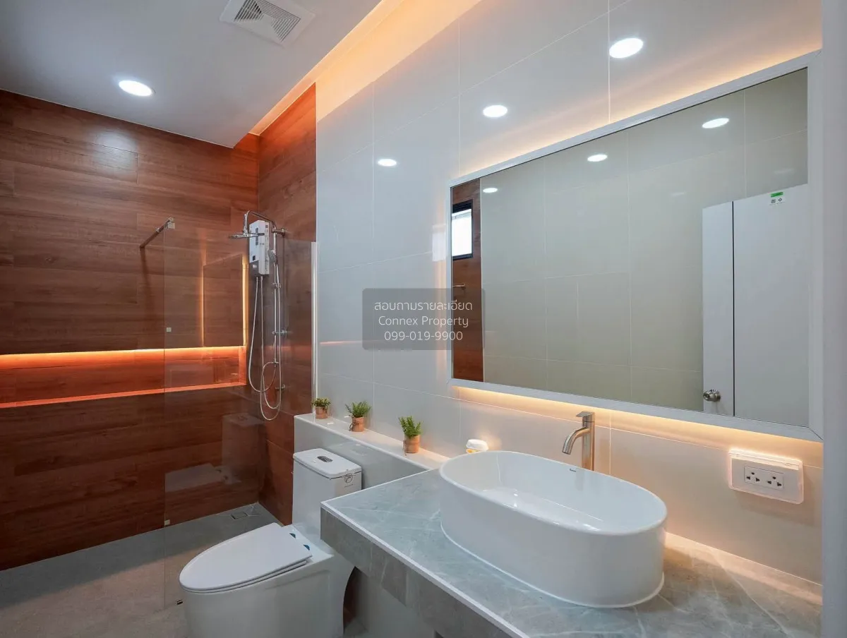 For Sale House , Eakmongkol 4 , Mueang Phata , Bang Lamung , Chon