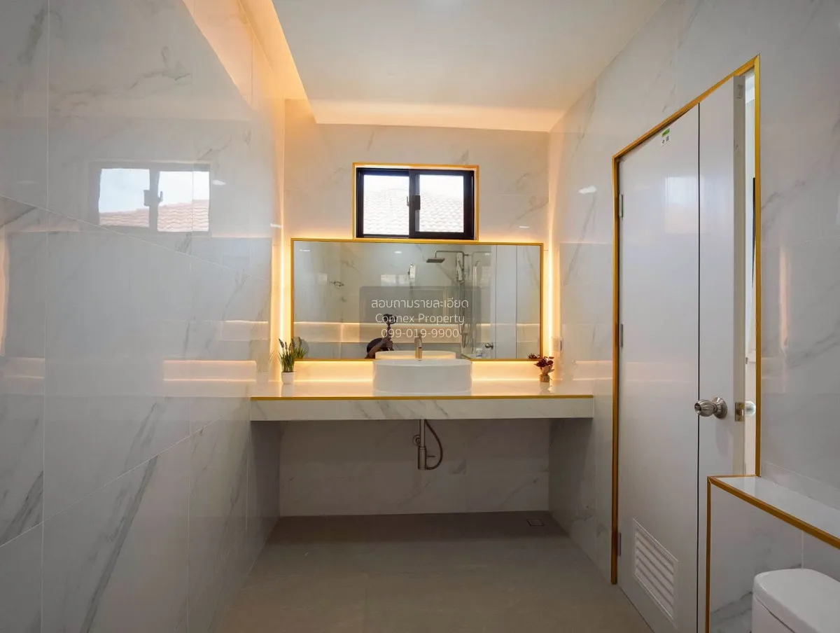 For Sale House , Eakmongkol 4 , Mueang Phata , Bang Lamung , Chon