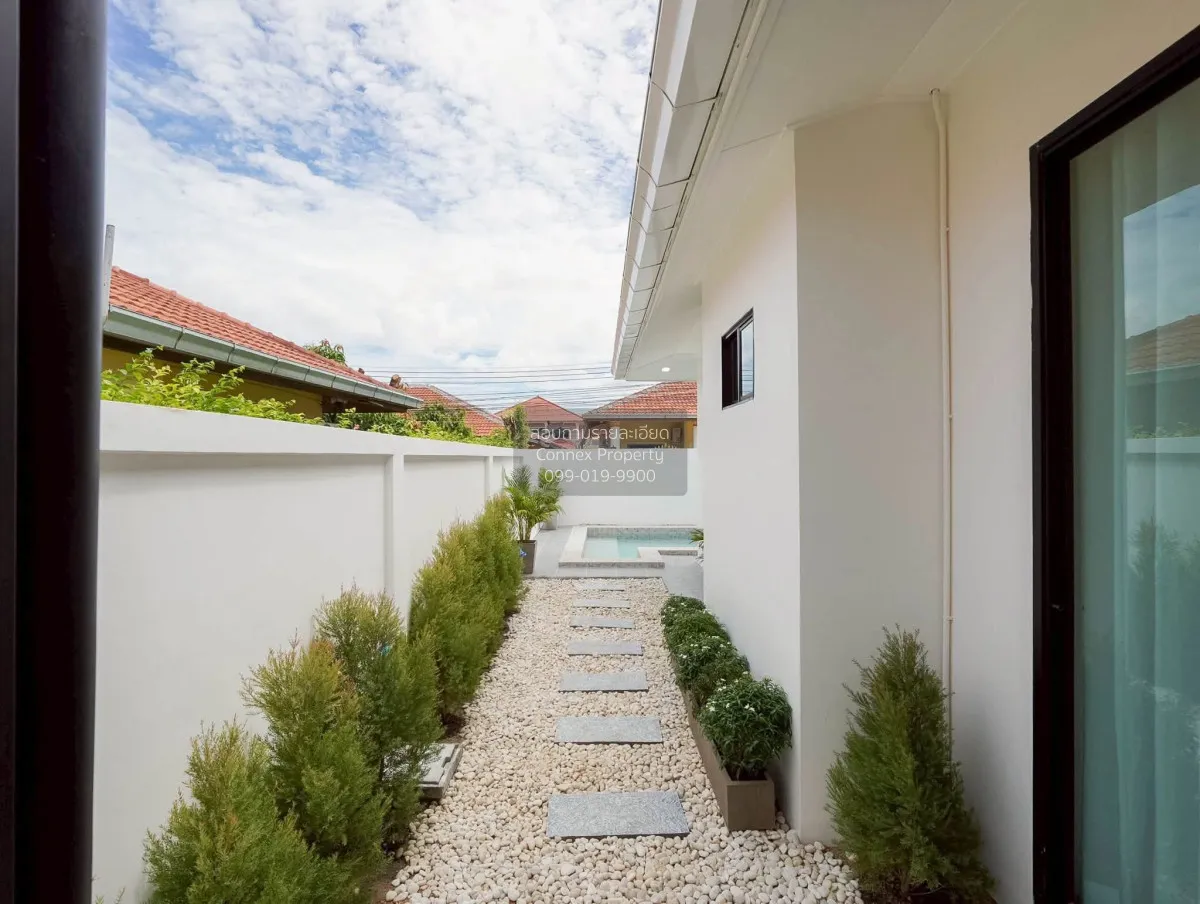 For Sale House , Eakmongkol 4 , Mueang Phata , Bang Lamung , Chon
