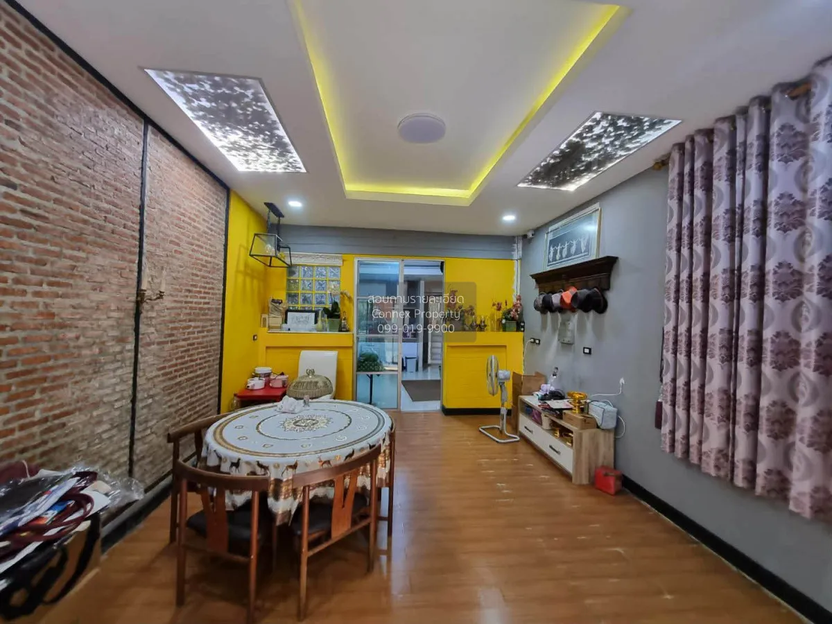 For Sale Townhouse/Townhome  , Baan Klang Muang Ladprao - Yothin  2
