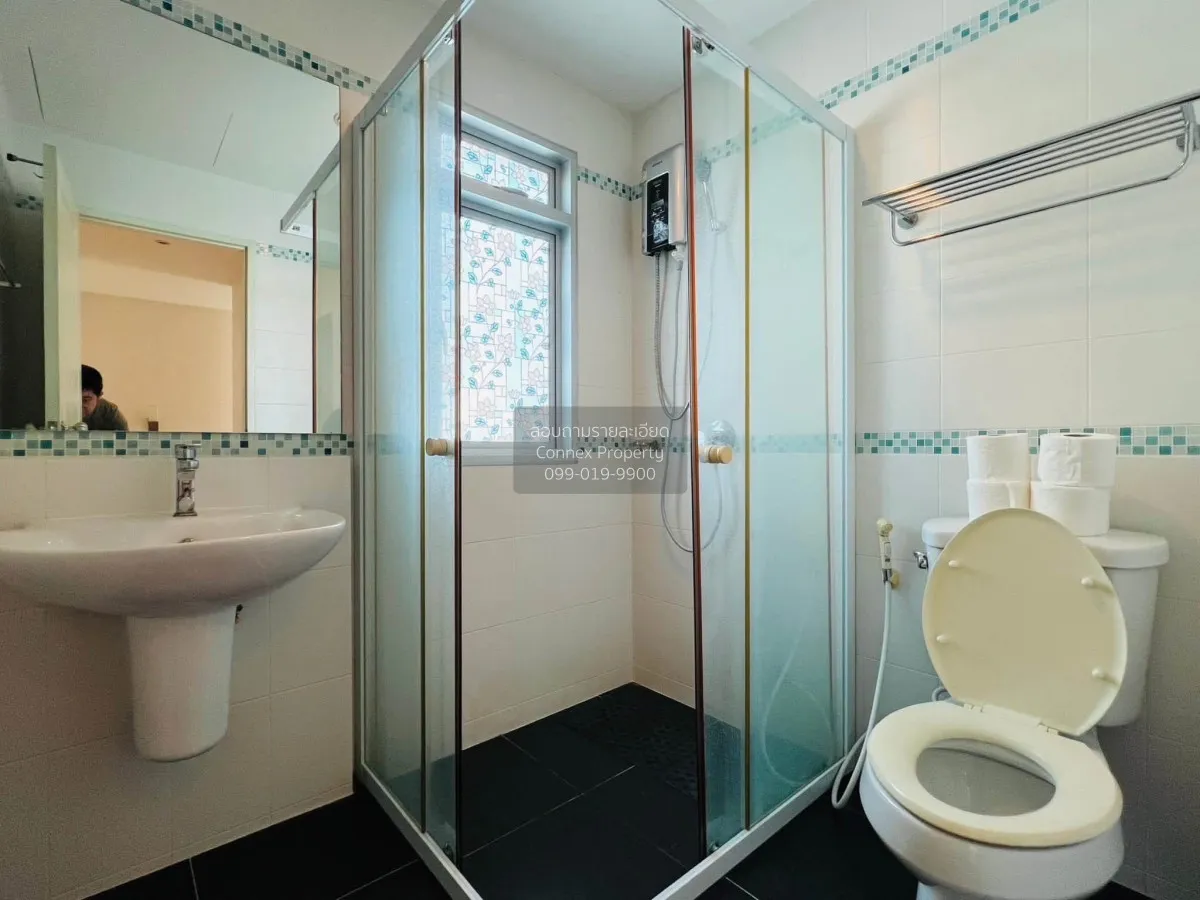 For Sale House , Life Bangkok Boulevard Ramintra 23 , high floor 