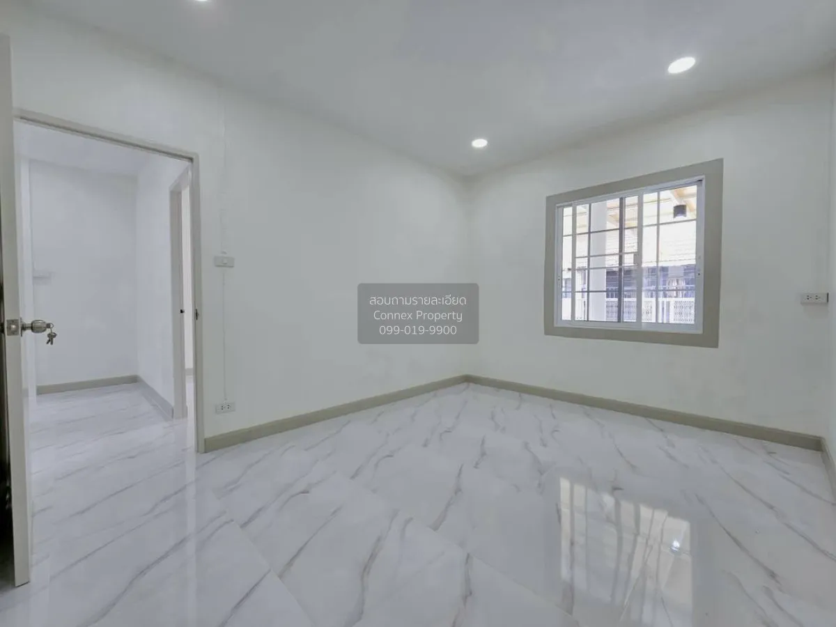 For Sale Townhouse/Townhome  , Baan Buathong 4 Baan Kluay-Sai Noi