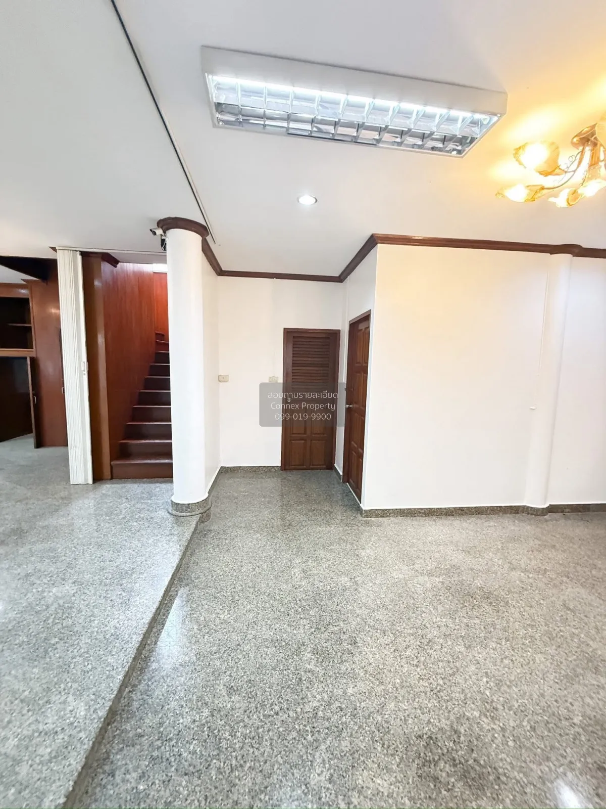 ขายบ้าน  หมู่บ้าน เรือนไทย บางบัวทอง บางบัวทอง นนทบุรี CX-169764