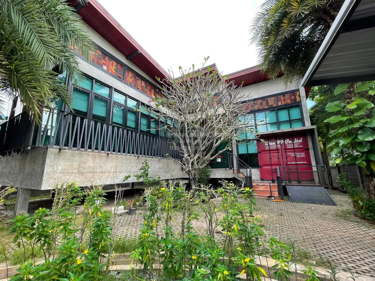 For Sale A house built entirely of red bricks in Na Jomtien. , Na 1