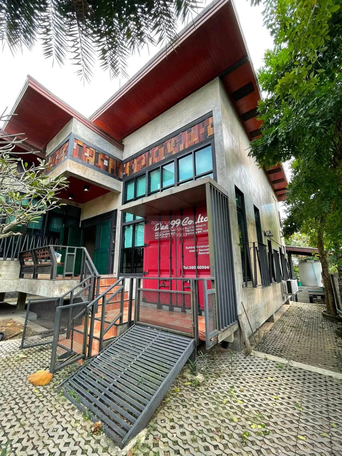 For Sale A house built entirely of red bricks in Na Jomtien. , Na 2