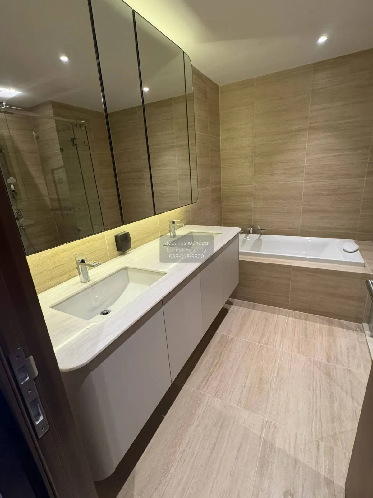 For Rent Condo , Via 61 , BTS-Ekkamai , Khlong Tan Nuea , Watthan