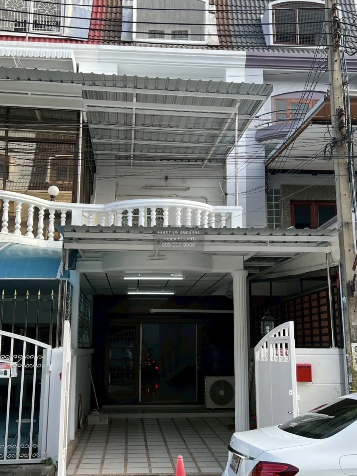 For Rent Townhouse/Townhome  , Atsawin Garden , newly renovated , 2