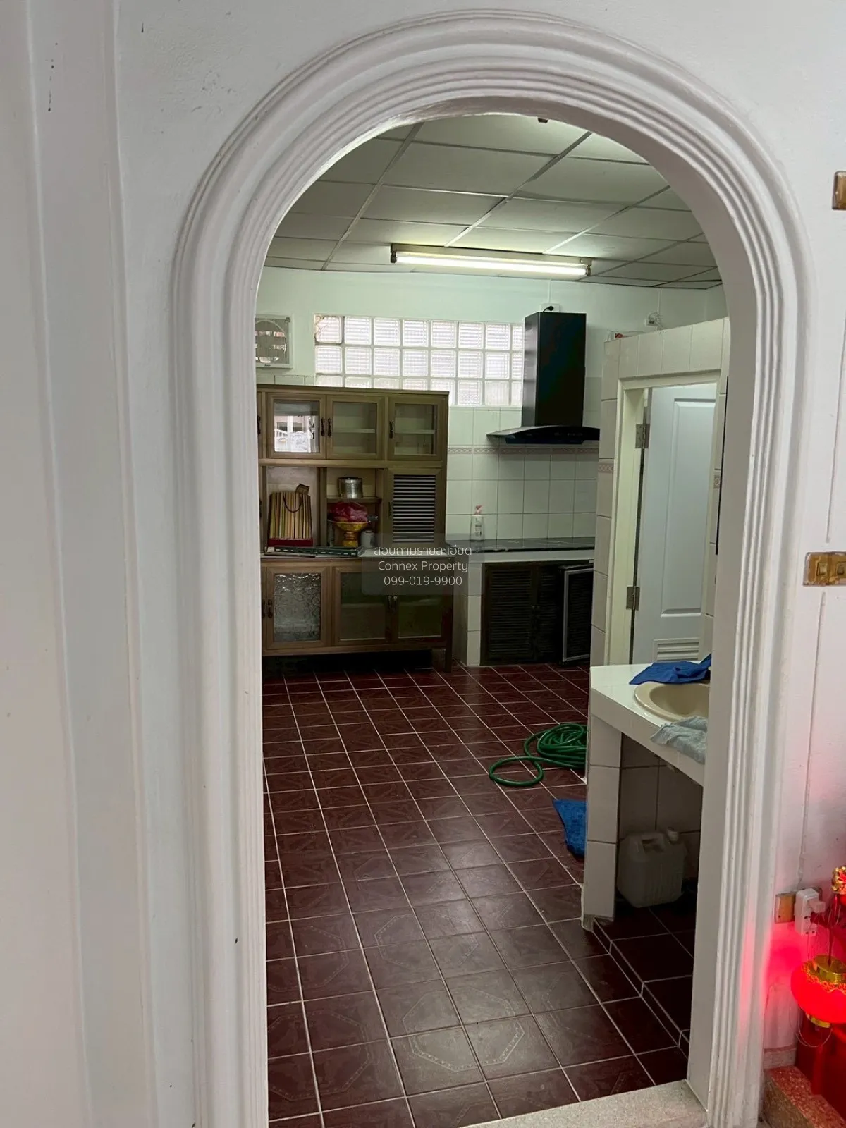 For Rent Townhouse/Townhome  , Atsawin Garden , newly renovated , 4