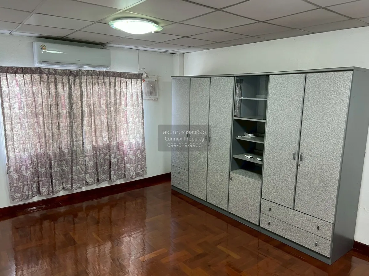 For Rent Townhouse/Townhome  , Atsawin Garden , newly renovated ,