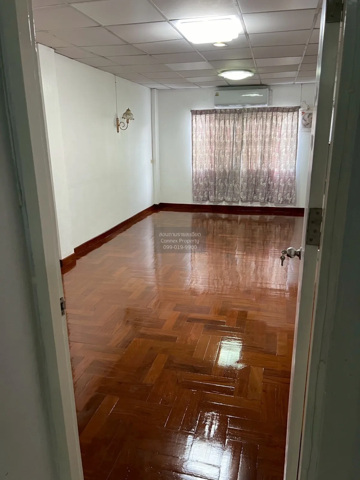 For Rent Townhouse/Townhome  , Atsawin Garden , newly renovated ,