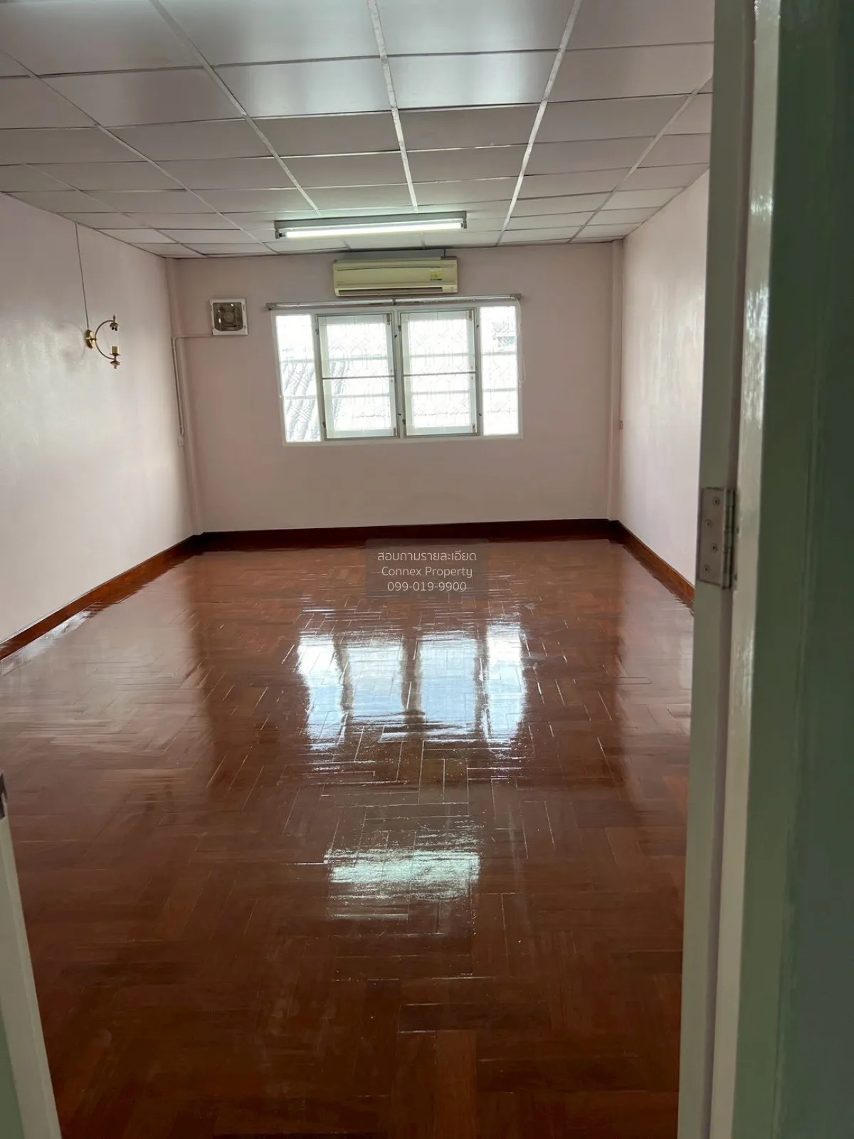 For Rent Townhouse/Townhome  , Atsawin Garden , newly renovated ,