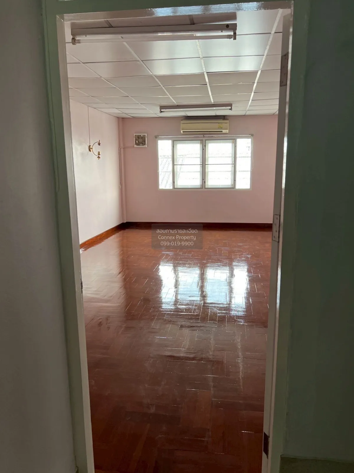 For Rent Townhouse/Townhome  , Atsawin Garden , newly renovated ,