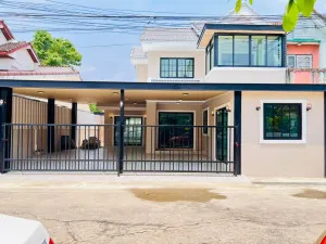 ขายบ้าน  บ้านนนทรี ปาร์ค บางรักน้อย รีโนเวทใหม่ บางรักน้อย เมืองนนทบุรี นนทบุรี CX-169903