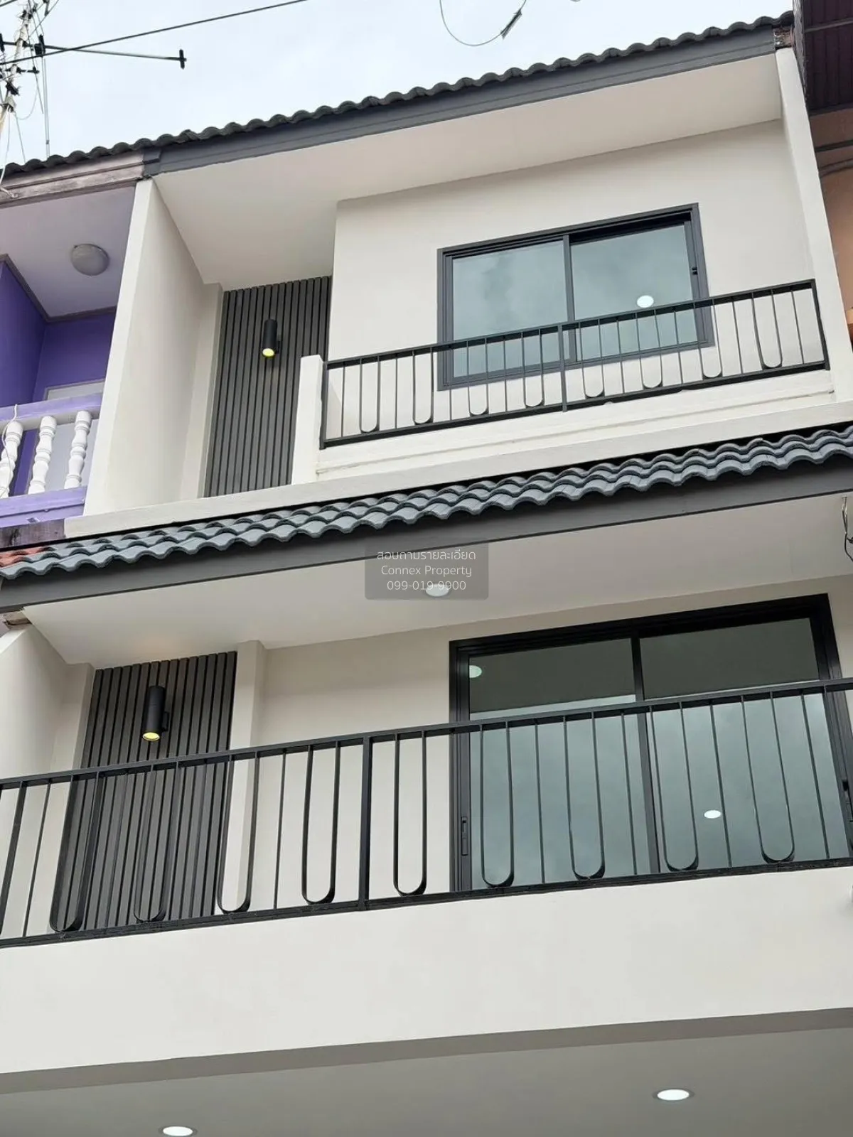For Sale Townhouse/Townhome  , Sinthawee Grand Village , newly re 2