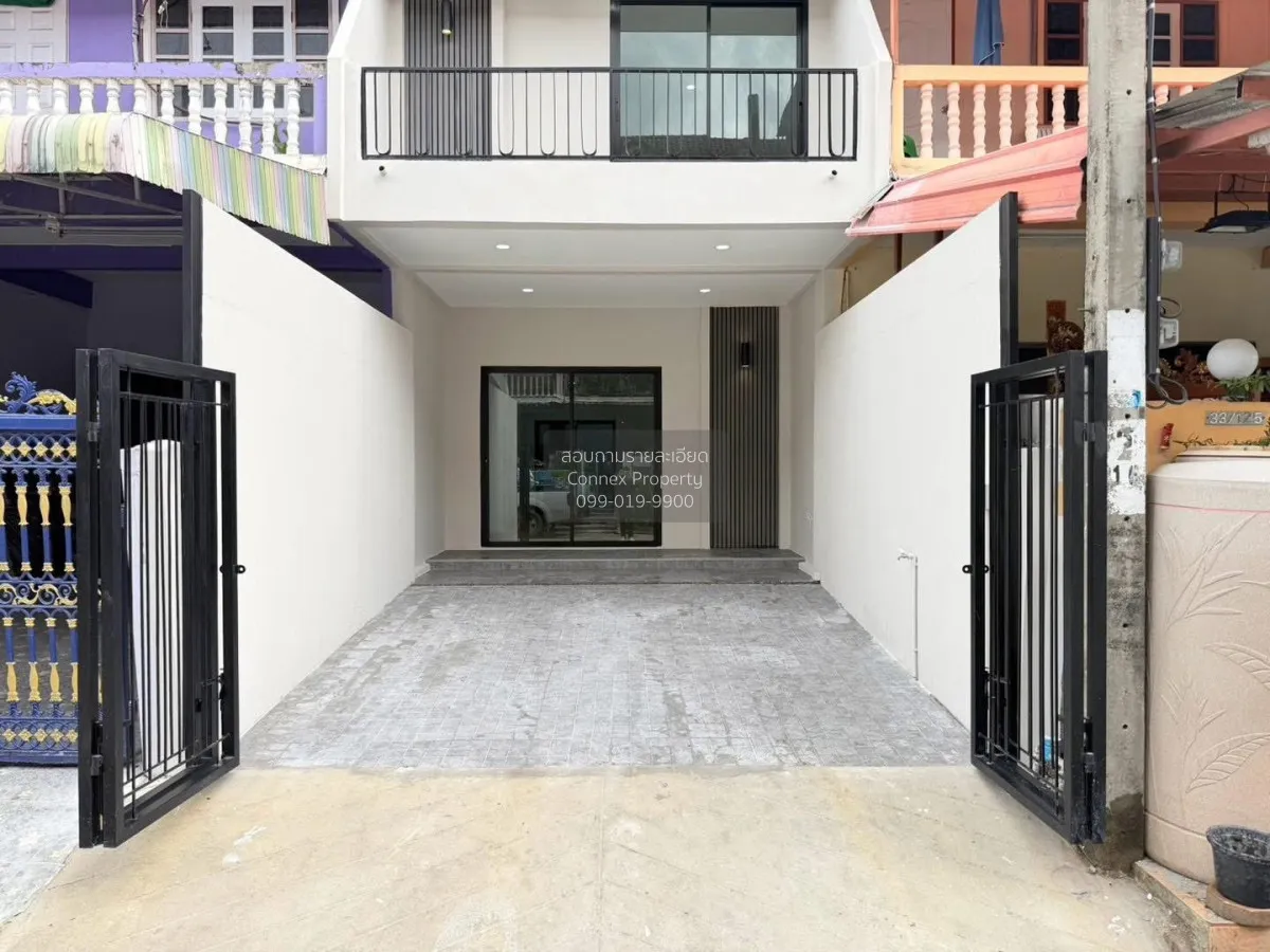 For Sale Townhouse/Townhome  , Sinthawee Grand Village , newly re 3