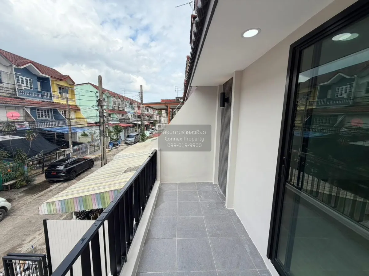 For Sale Townhouse/Townhome  , Sinthawee Grand Village , newly re