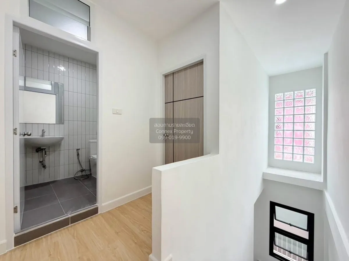 For Sale Townhouse/Townhome  , Sinthawee Grand Village , newly re