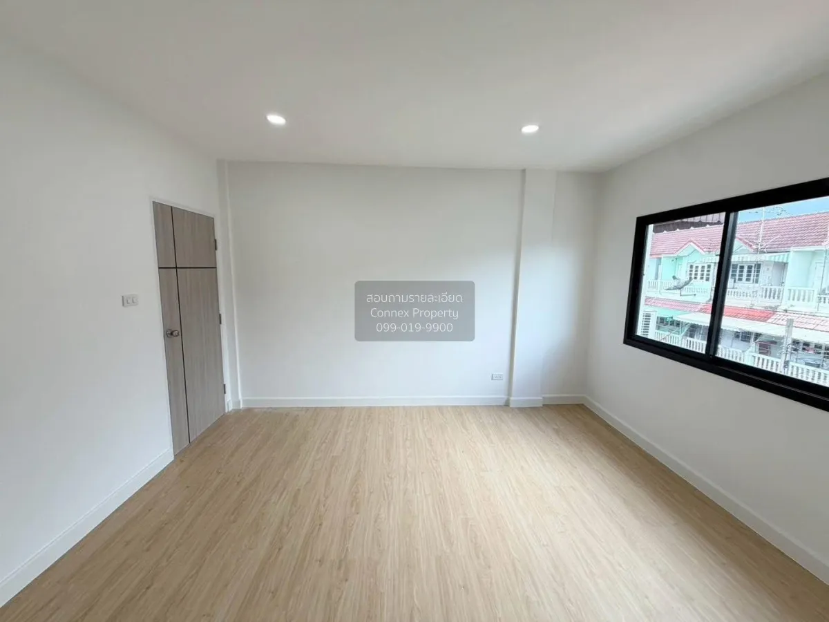 For Sale Townhouse/Townhome  , Sinthawee Grand Village , newly re