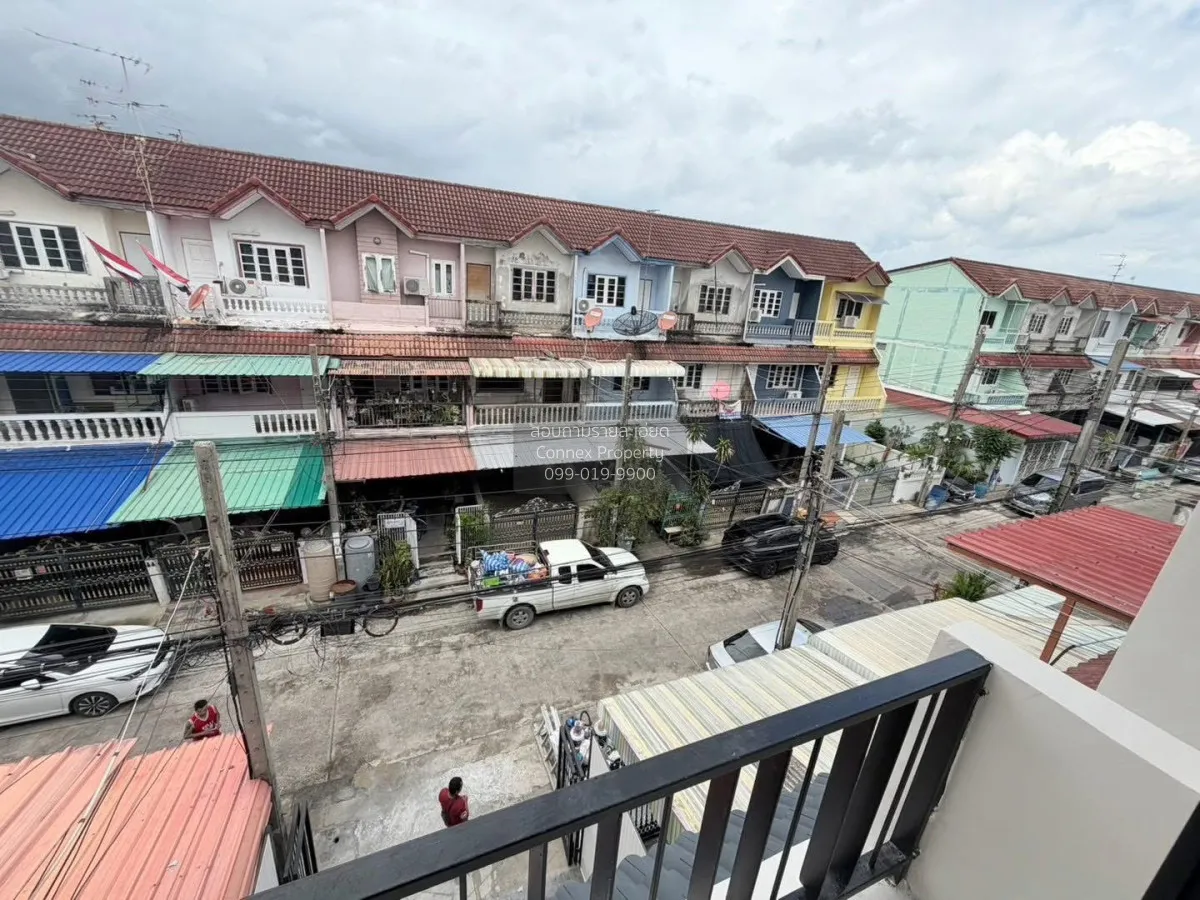 For Sale Townhouse/Townhome  , Sinthawee Grand Village , newly re