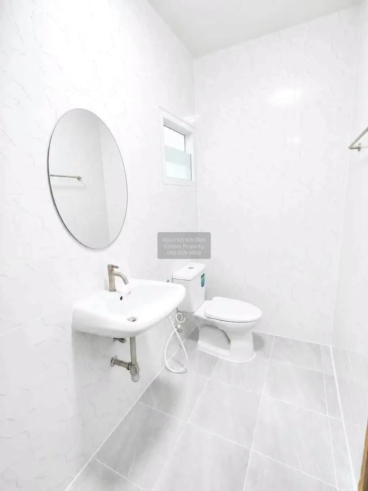 For Sale Townhouse/Townhome  , Baan Fah Piyarom Premier Park Rang