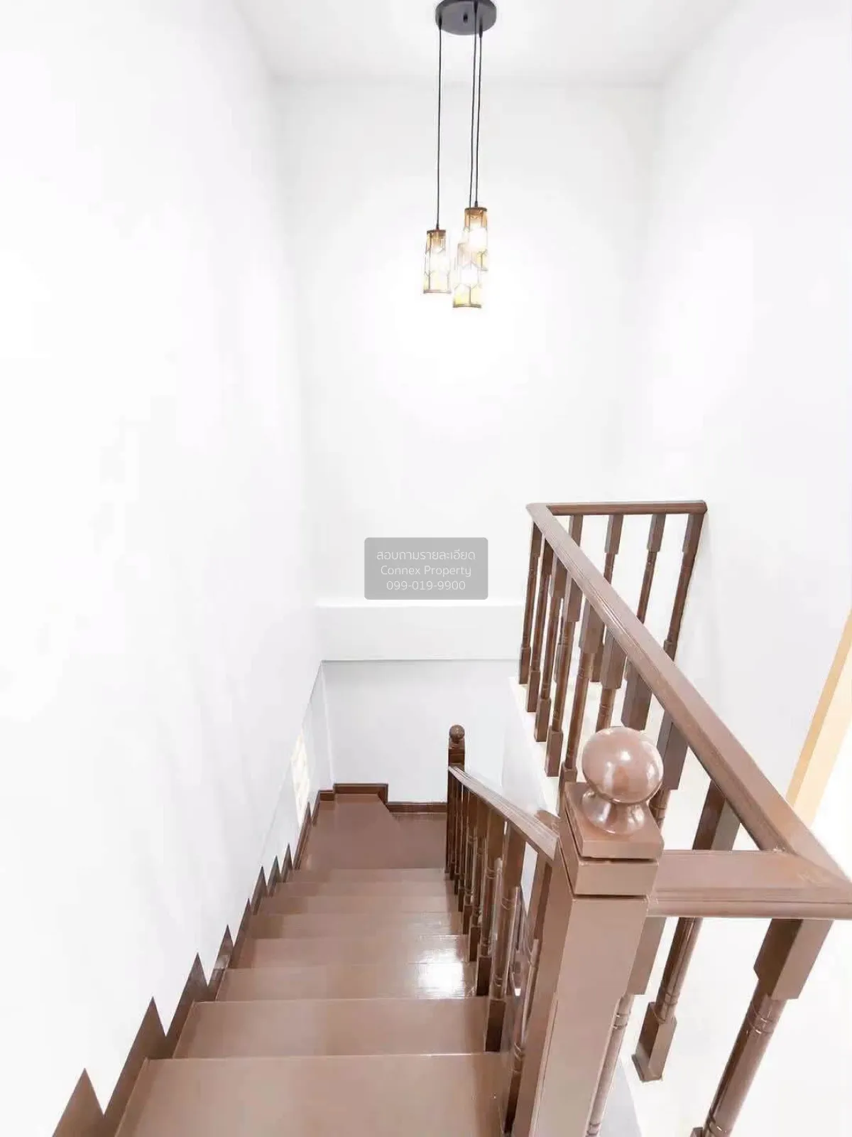 For Sale Townhouse/Townhome  , Baan Fah Piyarom Premier Park Rang