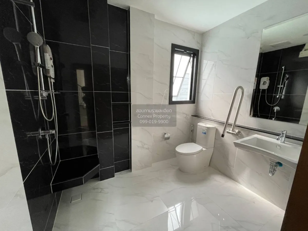 For Sale House , The Palazzo Pinklao , wide frontage , Salathamma