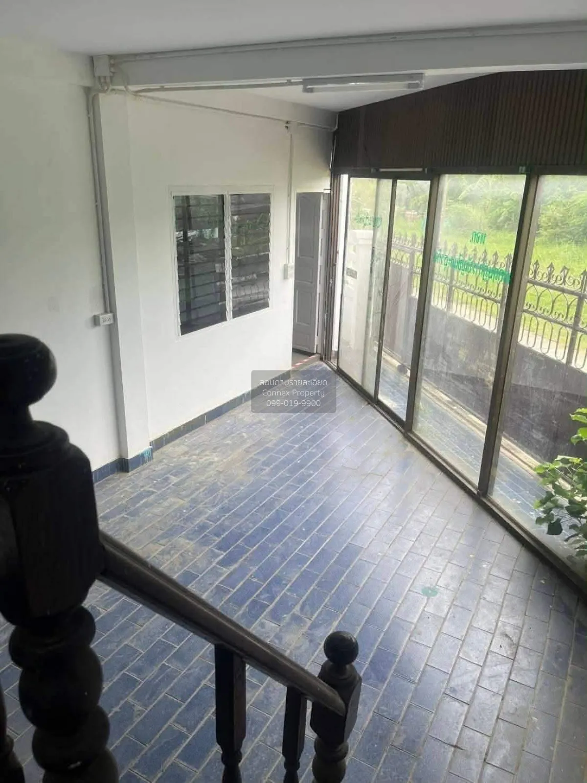 For Sale Thai teyin Village,Vibhavadi Rangsit  80 , corner unit ,