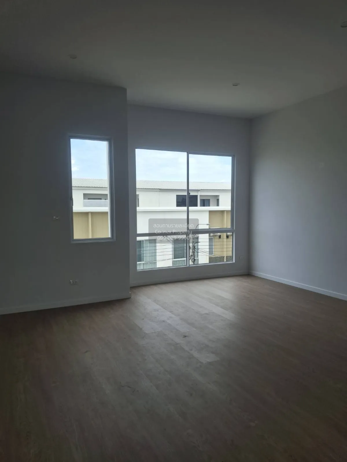 For Sale Townhouse/Townhome  , The Metro Chaengwattana , corner u