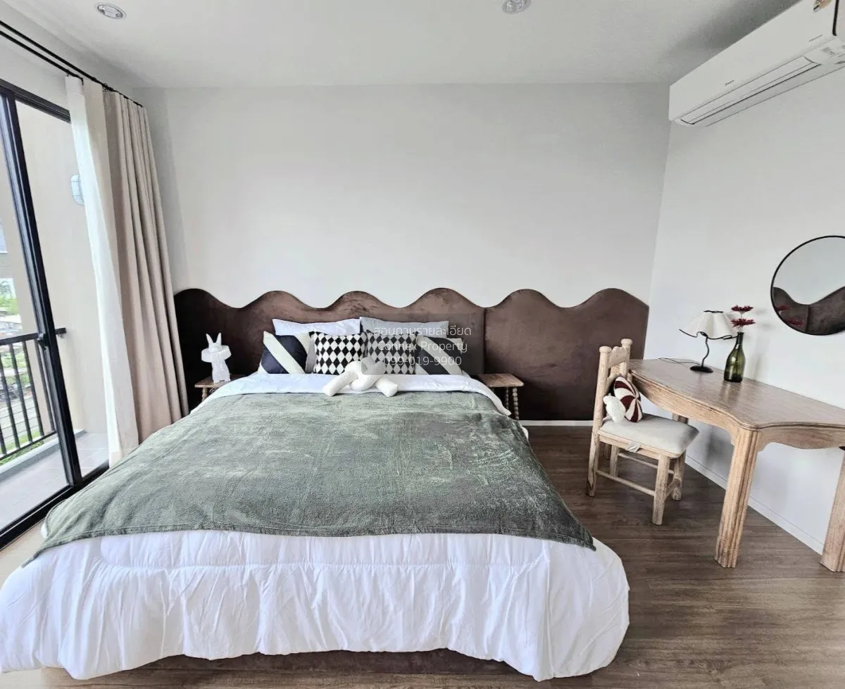 For Rent Townhouse/Townhome  , Baan Klang Muang Rama 9-New Krungt