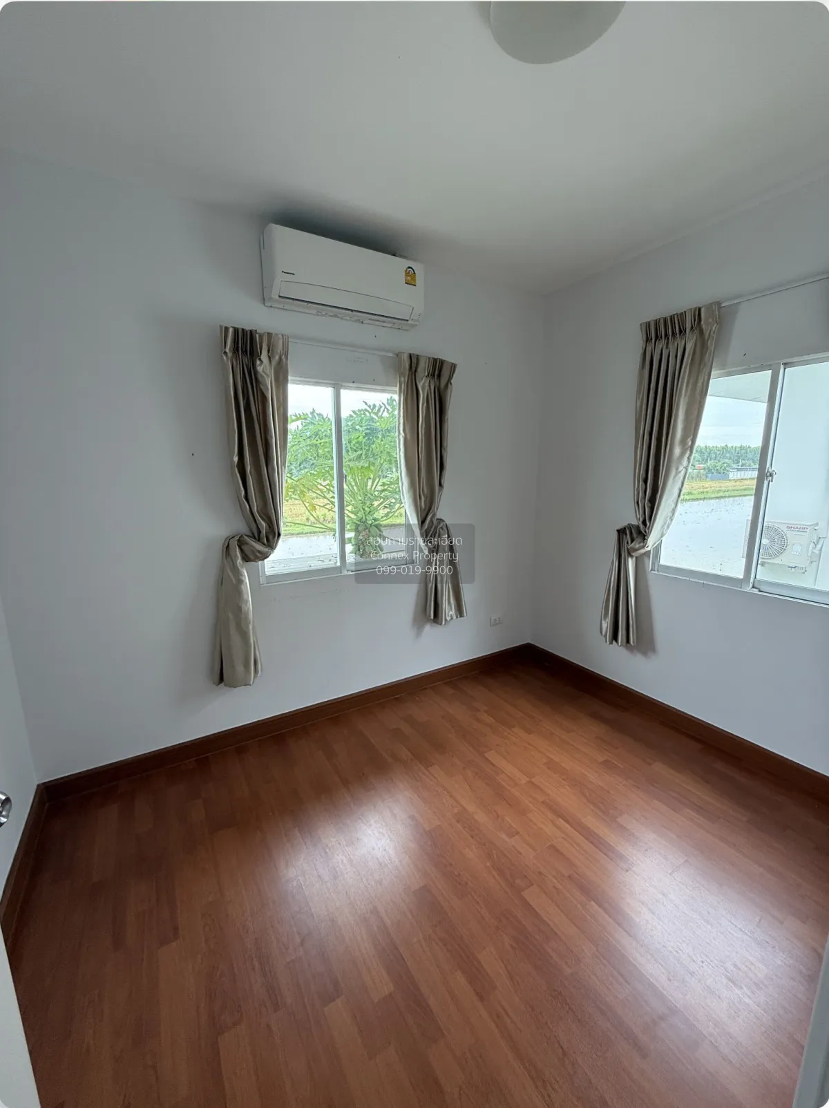For Sale House , Lalin Town Lio Lumlukka Klong 4 - 5 , Lat Sawai 