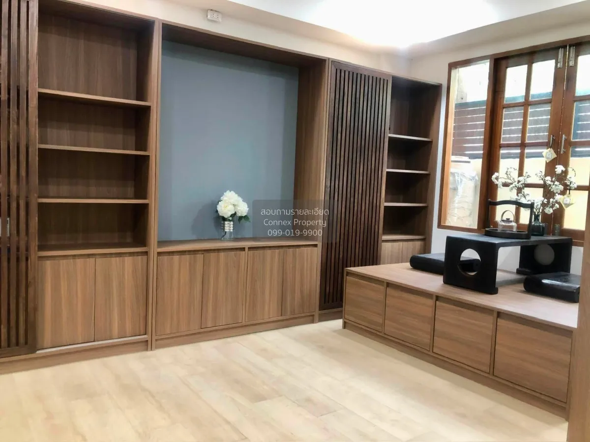 For Rent Townhouse/Townhome  , Yoo Charoen 29 , Sam Saen Nok , Hu 3