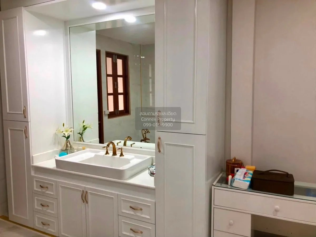 For Rent Townhouse/Townhome  , Yoo Charoen 29 , Sam Saen Nok , Hu